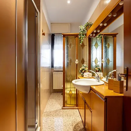 Guesthost - Q - Stylish Appartement